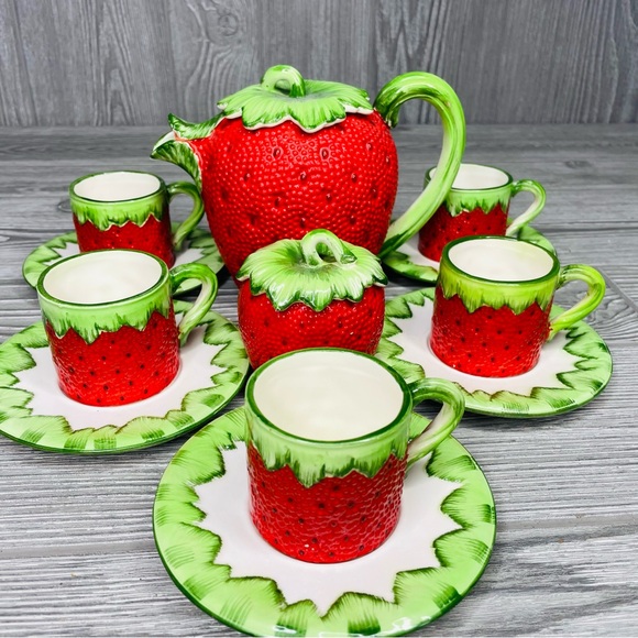 Gift Ideas Creation Strawberry Espresso coffee Tea Set 14 cups saucers pot sugar - Picture 11 of 16